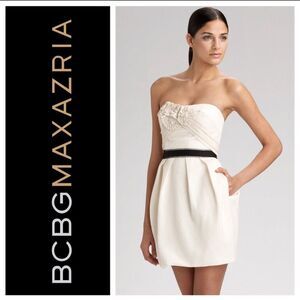 BCBGMaxazria strapless sweetheart quilted cream mini dress woman’s size‎ 2